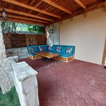 Halal-friendly Luxury With A Private Pool And A Beautiful Garden *