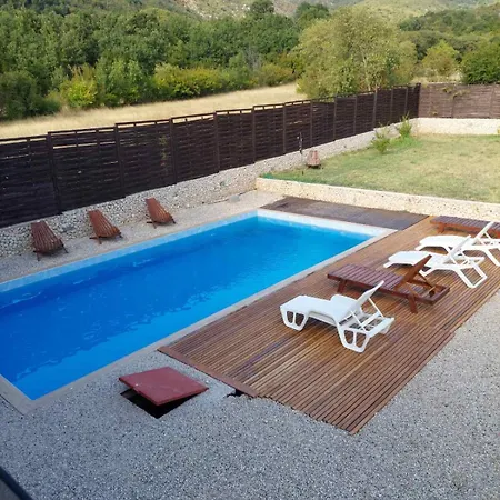 Halal Kuca Sa Bazenom U Mostaru Holiday home Mostar